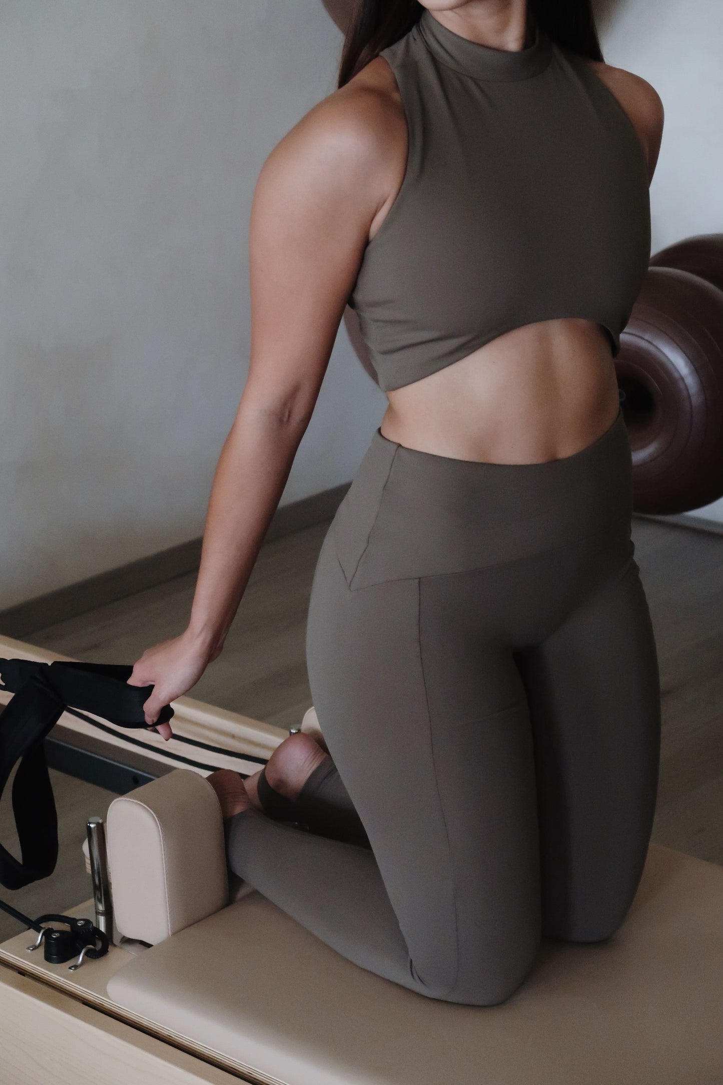 LEGGINGS PILATES verde oliva